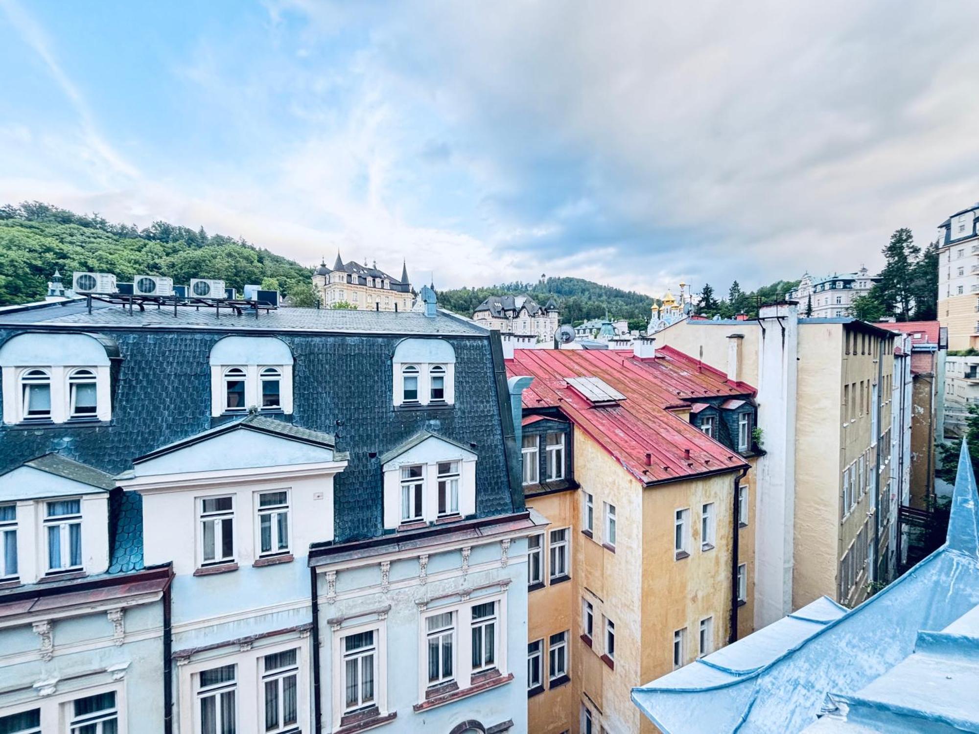 Poet'S Theme Room, Free Parking Karlovy Vary Exterior foto